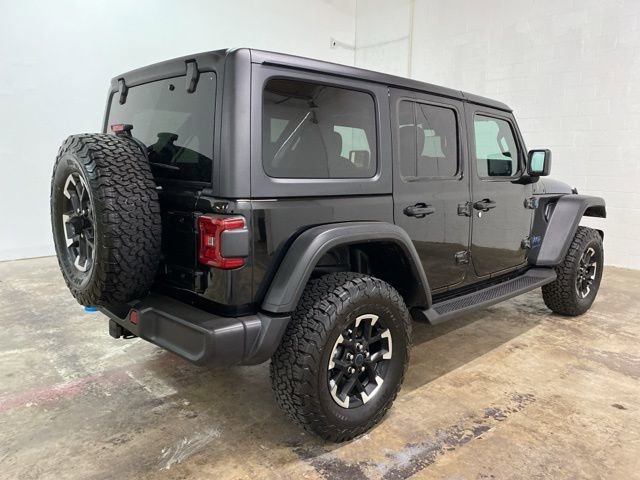 Used 2025 Jeep Wrangler Unlimited Rubicon 4xe w/ Convenience Group image 5