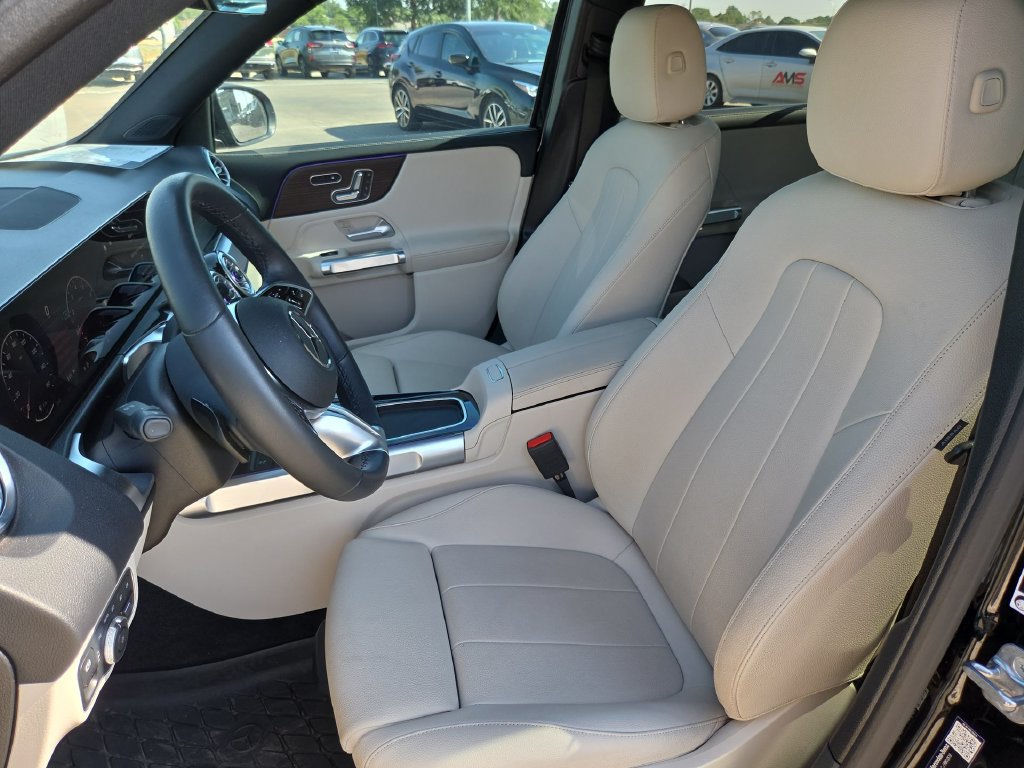 New 2026 Mercedes-Benz GLB 250 image 16