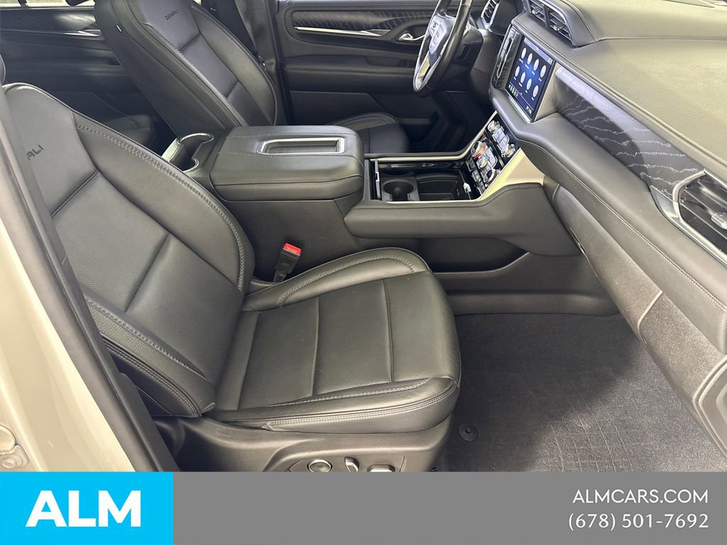Used 2021 GMC Yukon XL Denali w/ LPO, Illumination Package image 17