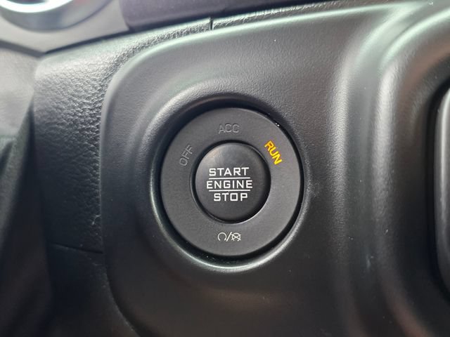 Used 2021 Jeep Gladiator Sport AWD/4WD image 38