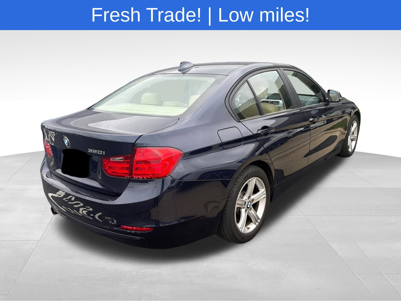 Used 2014 BMW 320i xDrive Sedan AWD/4WD image 15