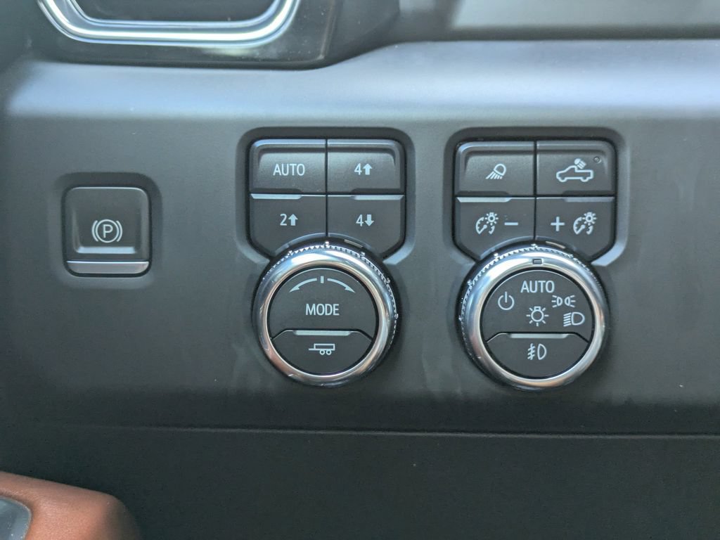 Used 2023 GMC Sierra 1500 Denali Ultimate AWD/4WD image 29