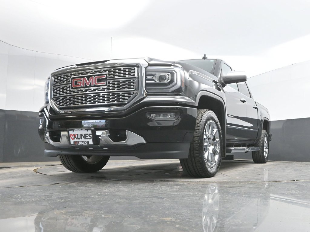 Used 2018 GMC Sierra 1500 Denali AWD/4WD image 34