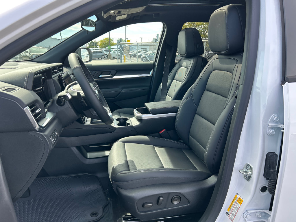 New 2027 GMC Terrain Elevation w/ Elevation Premium Package AWD/4WD image 17