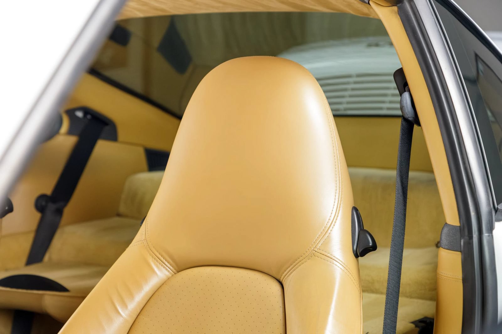 Used 1999 Porsche 911 GT3 RS image 84