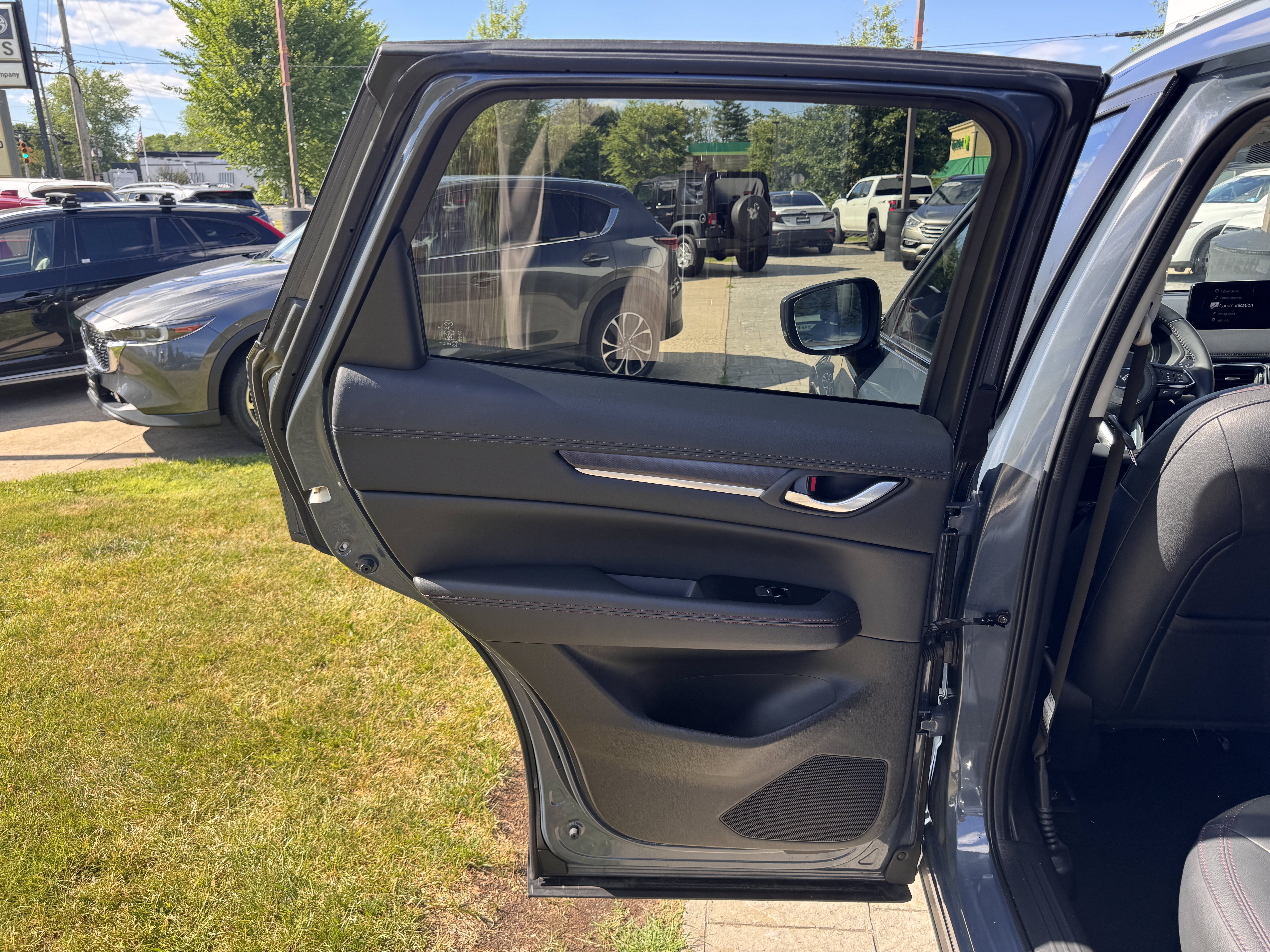 Certified 2023 MAZDA CX-5 Carbon Edition AWD/4WD image 25