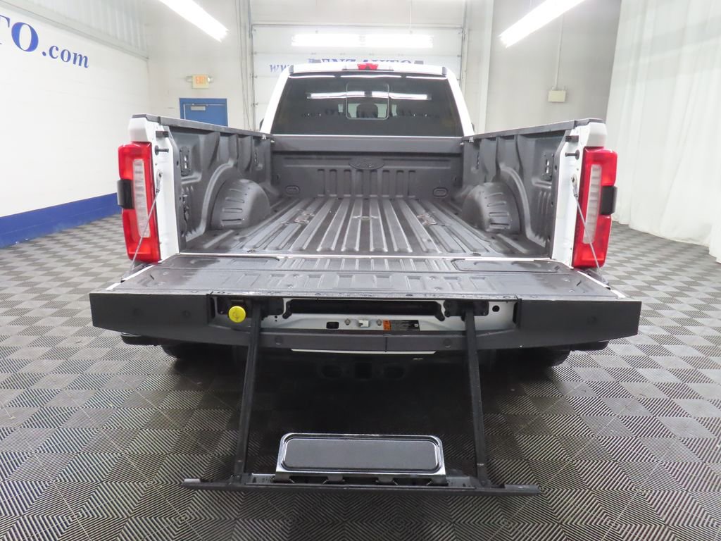 Used 2024 Ford F350 King Ranch image 40