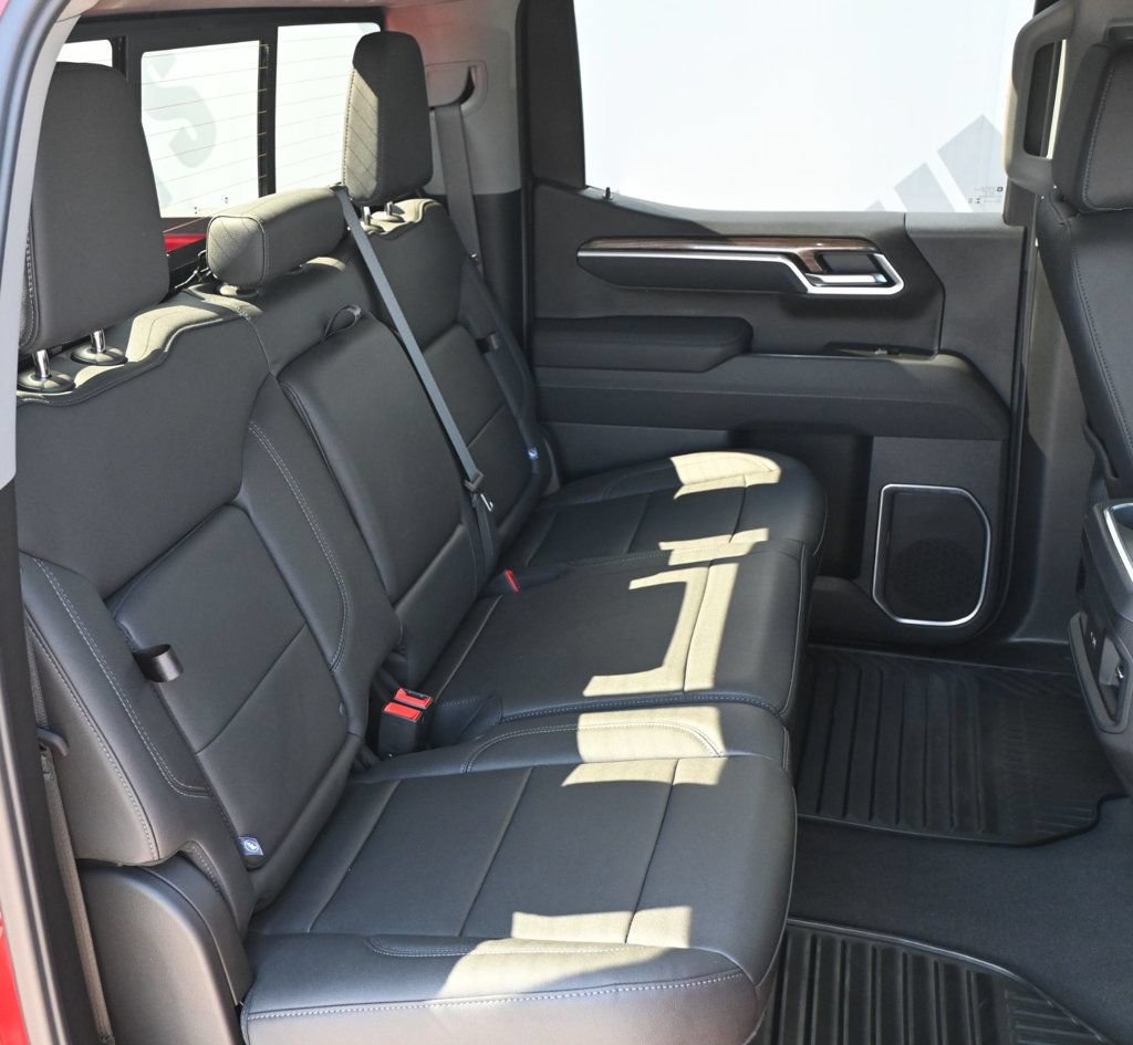 Used 2026 Chevrolet Silverado 1500 RST w/ All Star Edition Plus AWD/4WD image 21