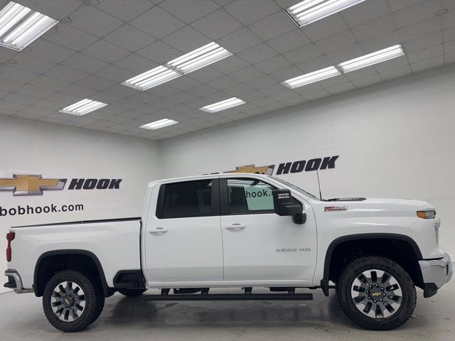 New 2026 Chevrolet Silverado 2500 LT w/ All Star Edition image 4