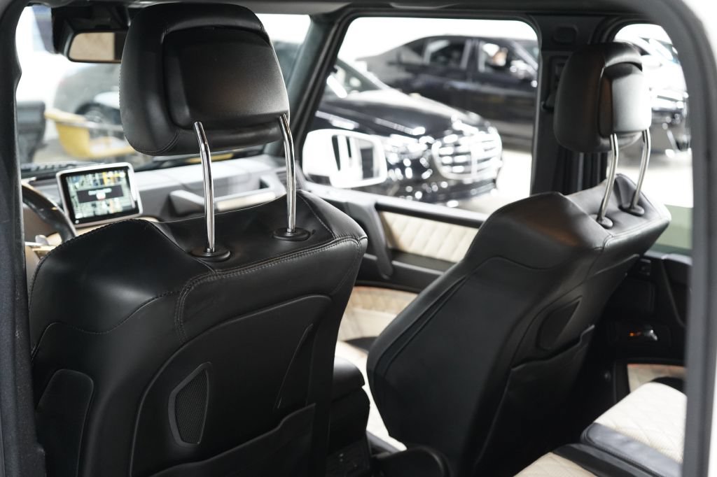 Used 2016 Mercedes-Benz G 63 AMG 4MATIC image 26