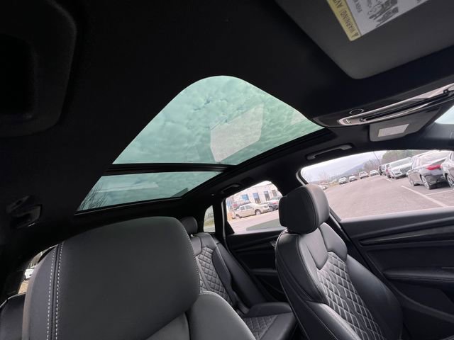 Used 2024 Audi SQ5 Prestige image 39