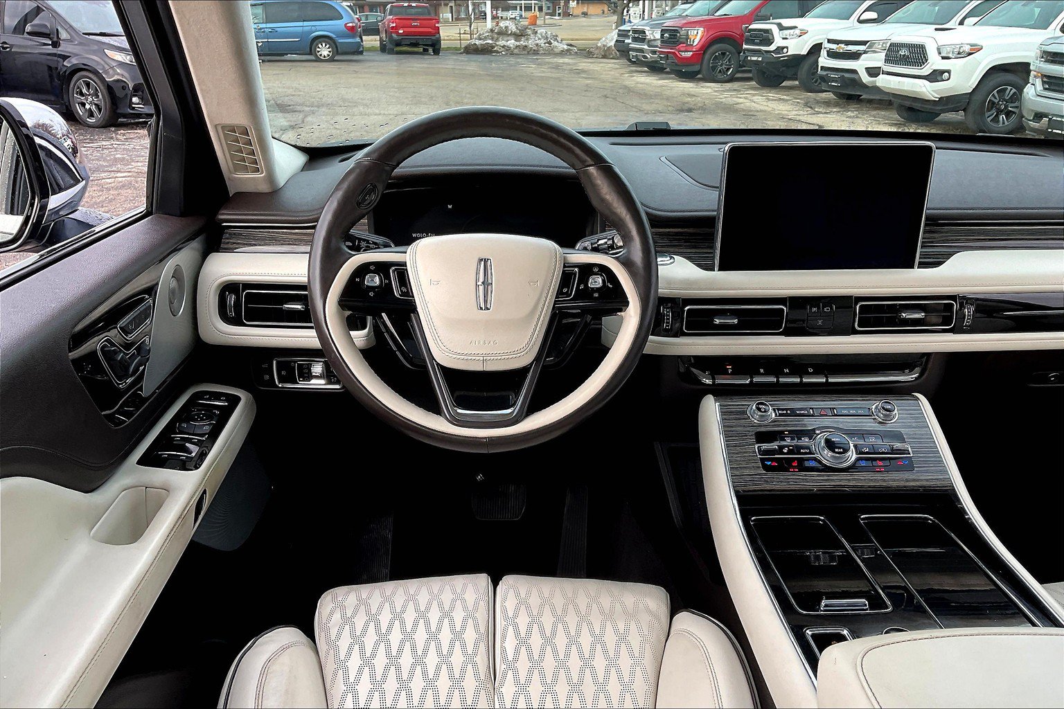 Used 2021 Lincoln Aviator Black Label Grand Touring w/ Class IV Trailer Tow Package AWD/4WD image 5