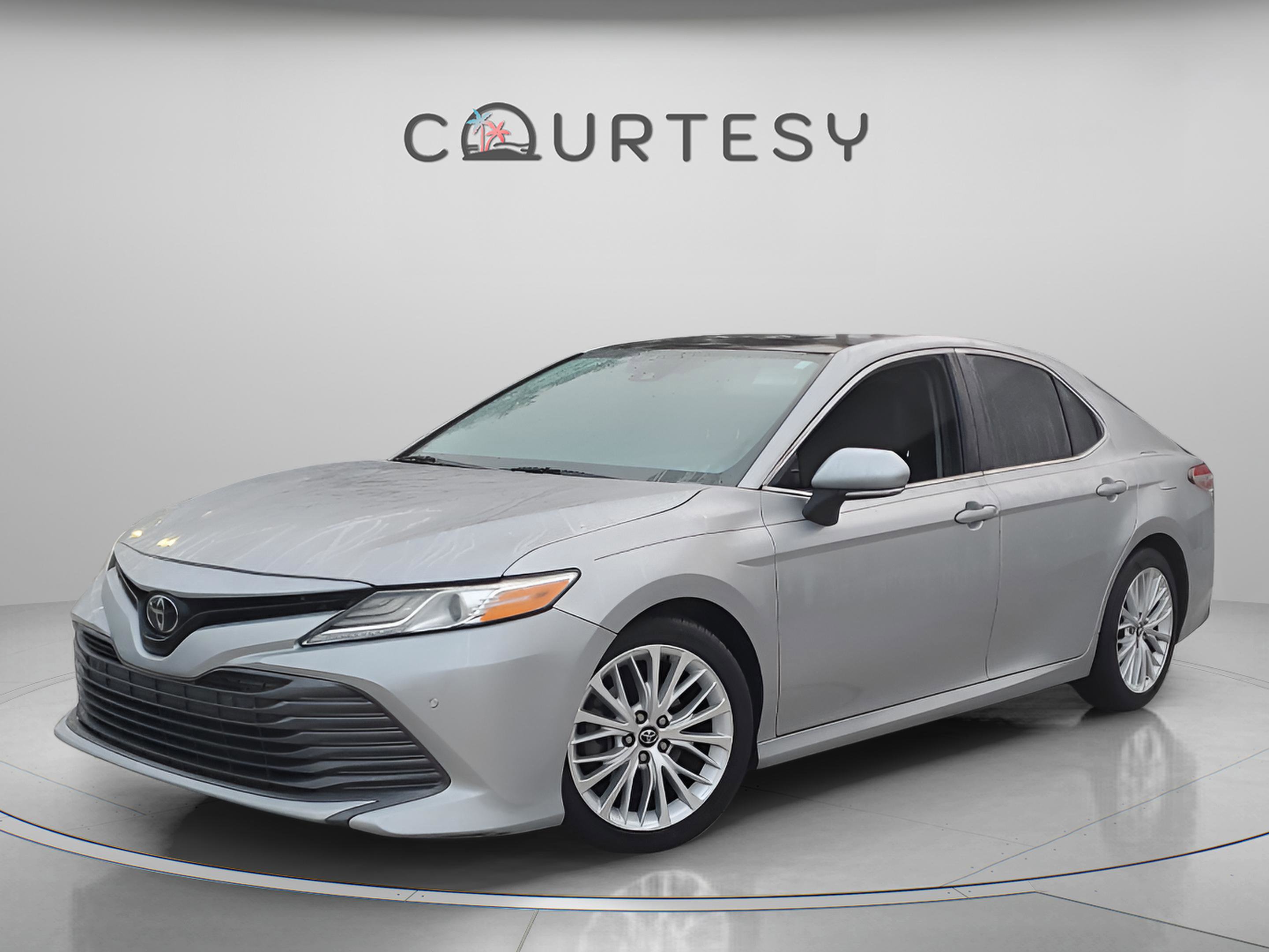 Used 2018 Toyota Camry XLE