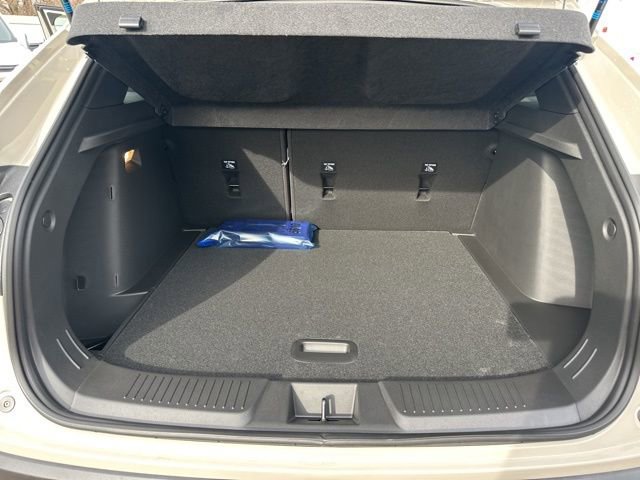 New 2026 Chevrolet Trax RS w/ Sunroof Package image 11