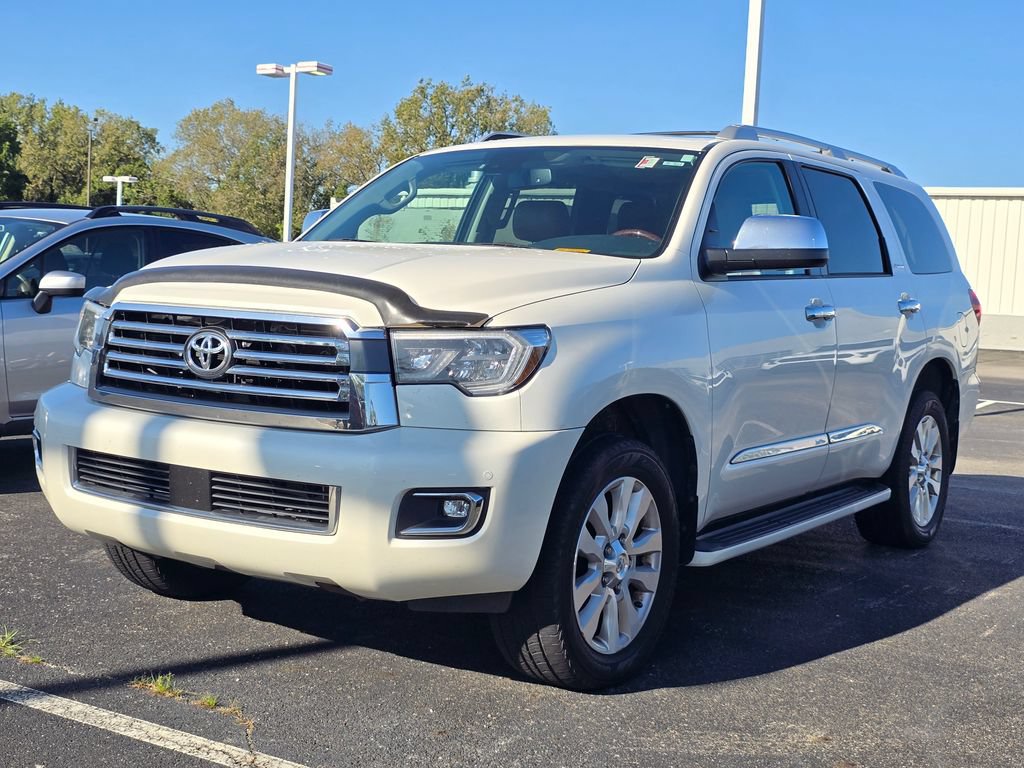 Used 2018 Toyota Sequoia Platinum AWD/4WD image 3