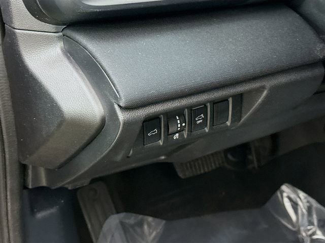 Used 2022 Subaru Outback Premium image 10