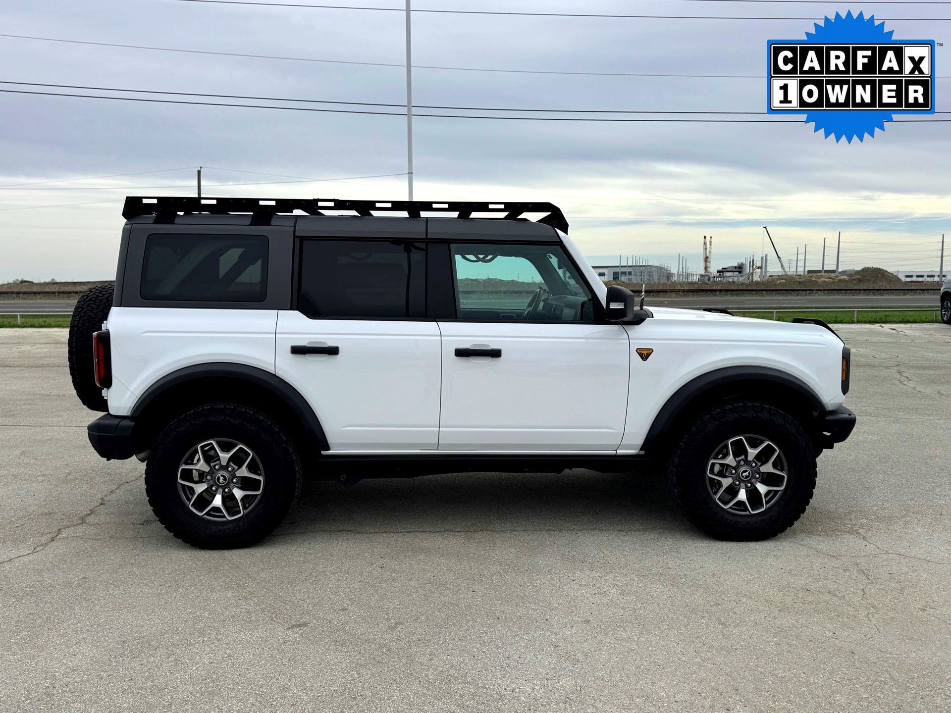 Used 2024 Ford Bronco Badlands image 6