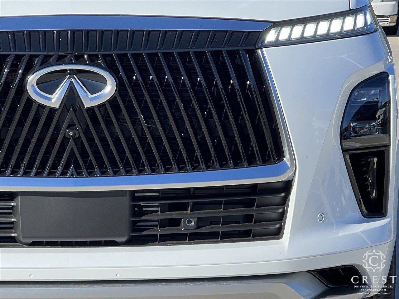 Used 2026 INFINITI QX80 Luxe w/ Cargo Package RWD image 9