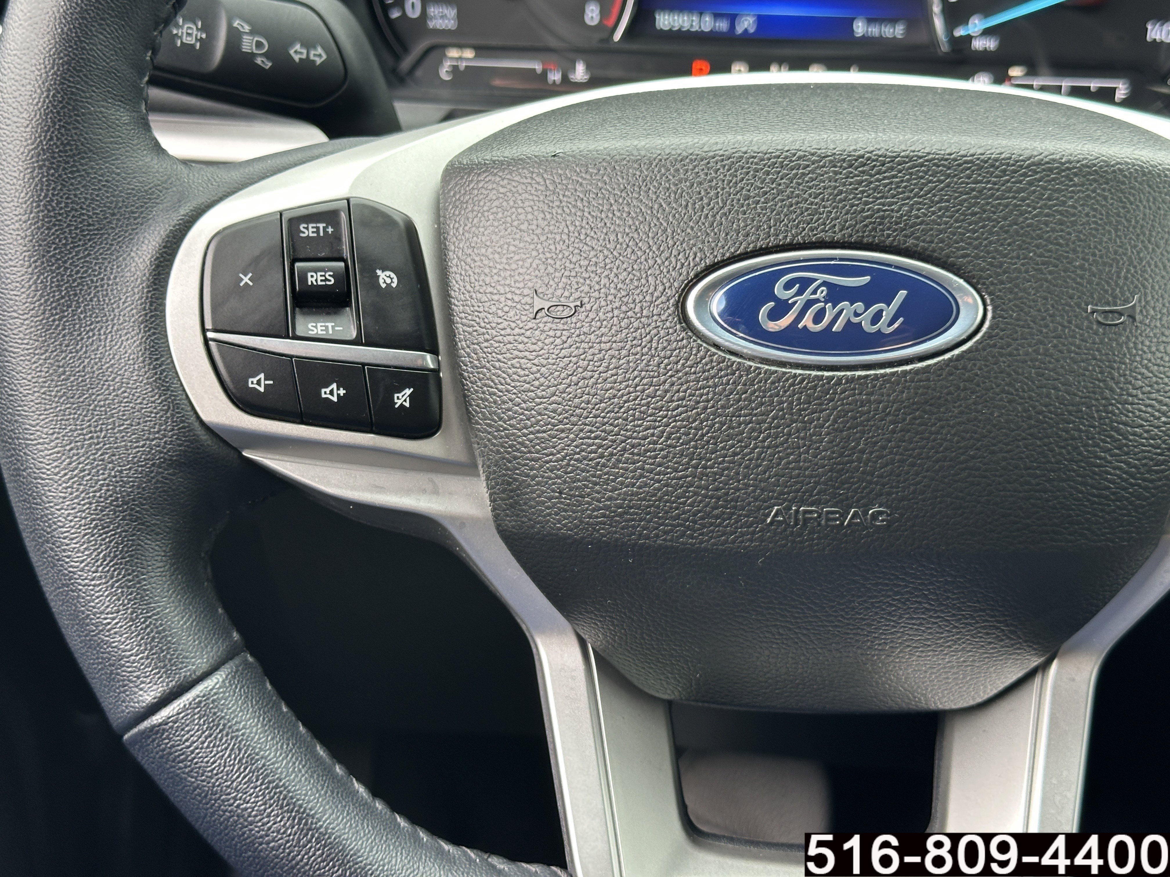 Used 2023 Ford Explorer XLT w/ Equipment Group 202A AWD/4WD image 22