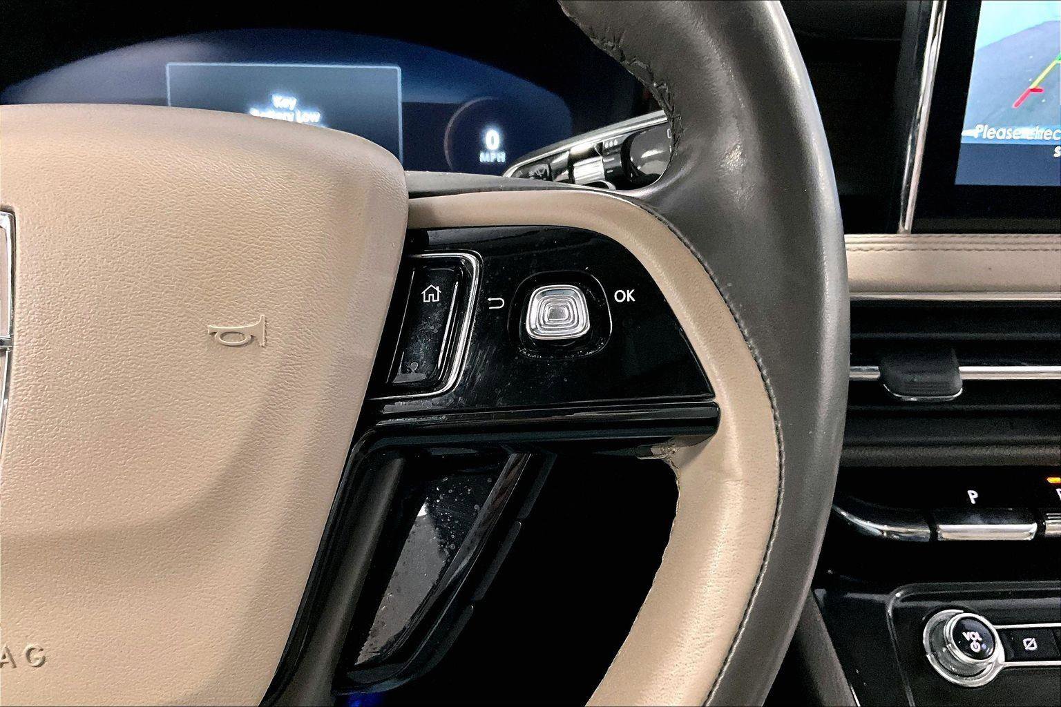 Used 2022 Lincoln Corsair Reserve w/ Equipment Group 201A image 18