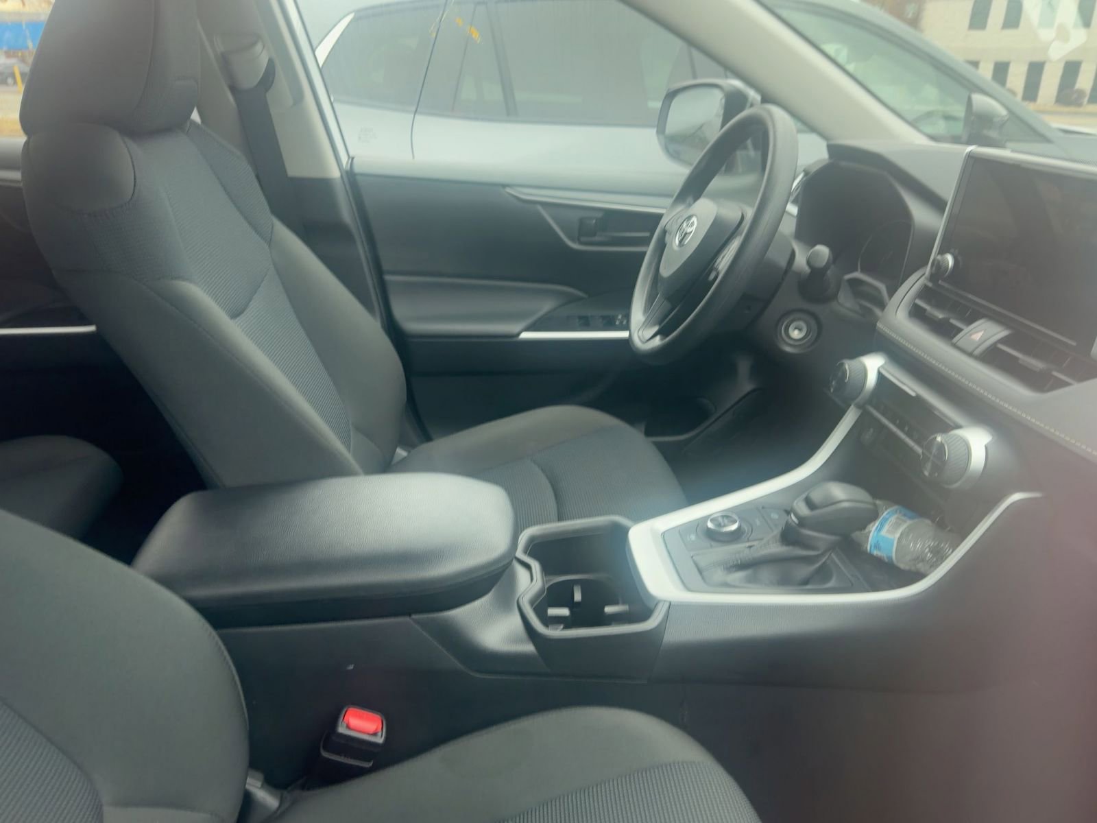 Used 2025 Toyota RAV4 LE image 10