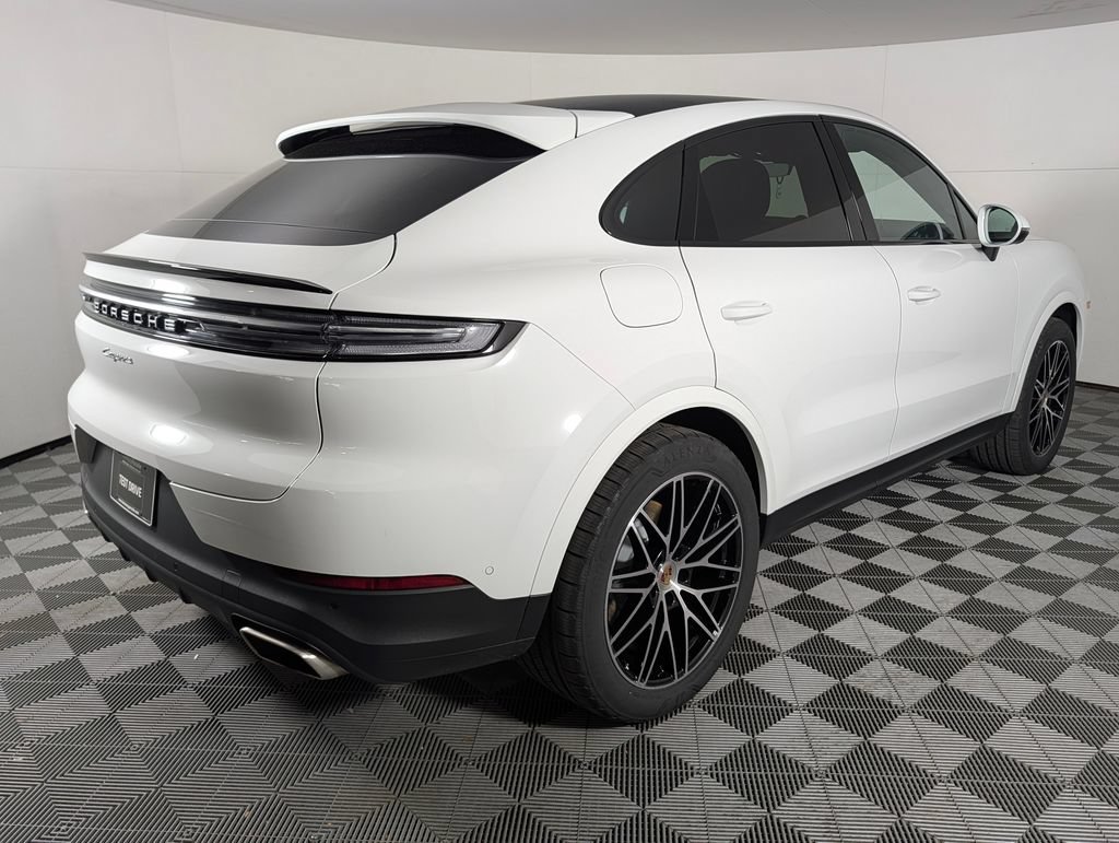 New 2026 Porsche Cayenne Coupe AWD/4WD image 7
