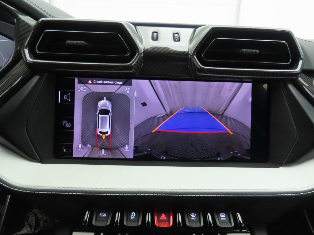 Used 2025 Lamborghini Urus SE image 14