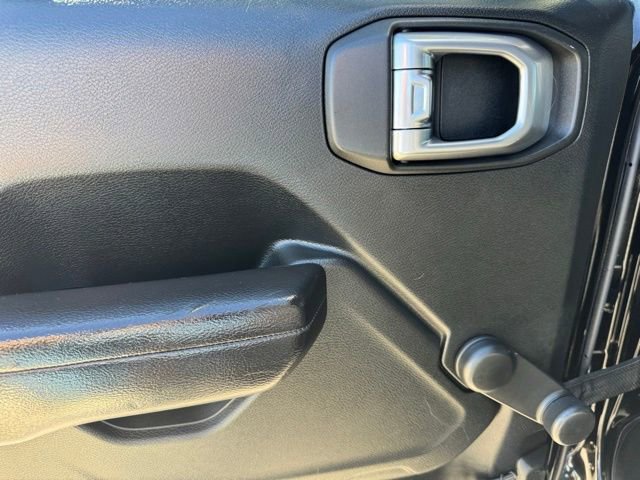 Certified 2018 Jeep Wrangler Unlimited Sport image 16