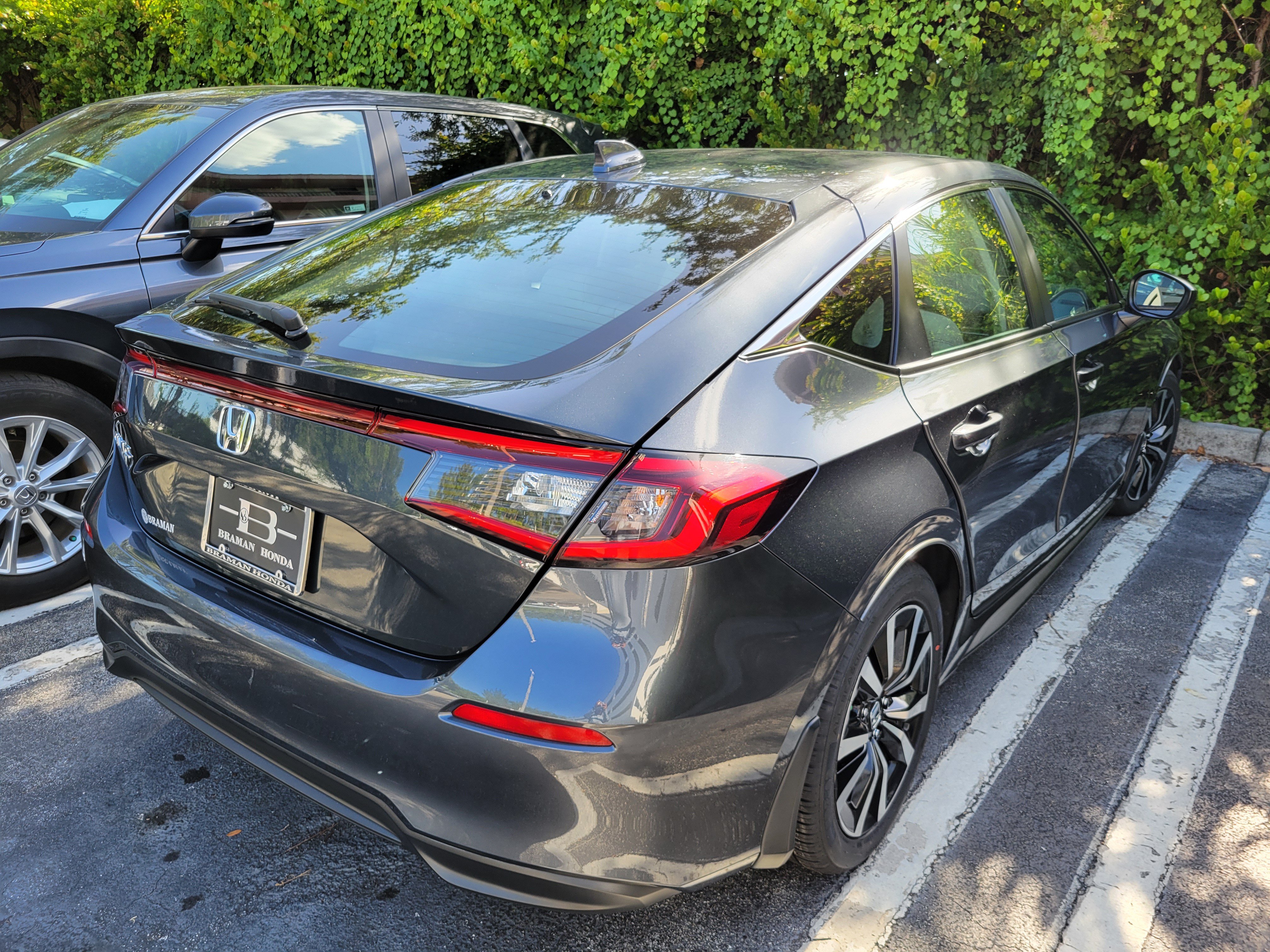 Certified 2024 Honda Civic EX-L image 3