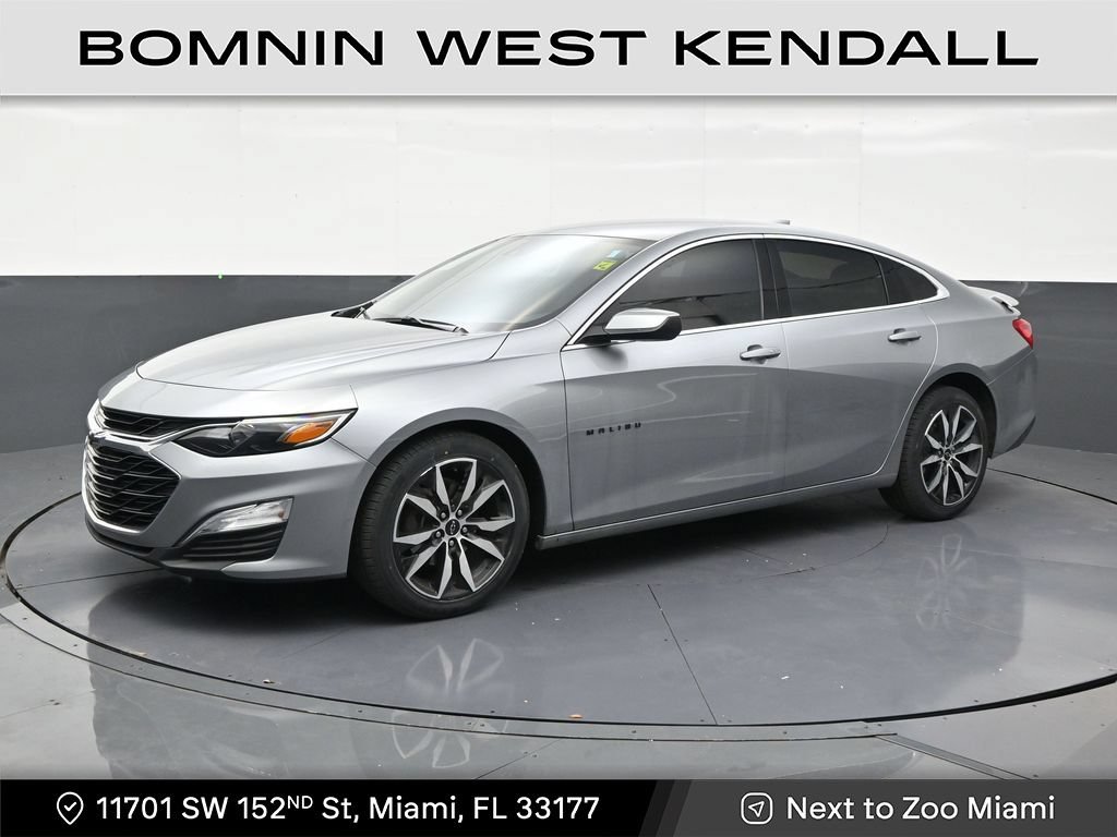 Used 2024 Chevrolet Malibu RS FWD image 1