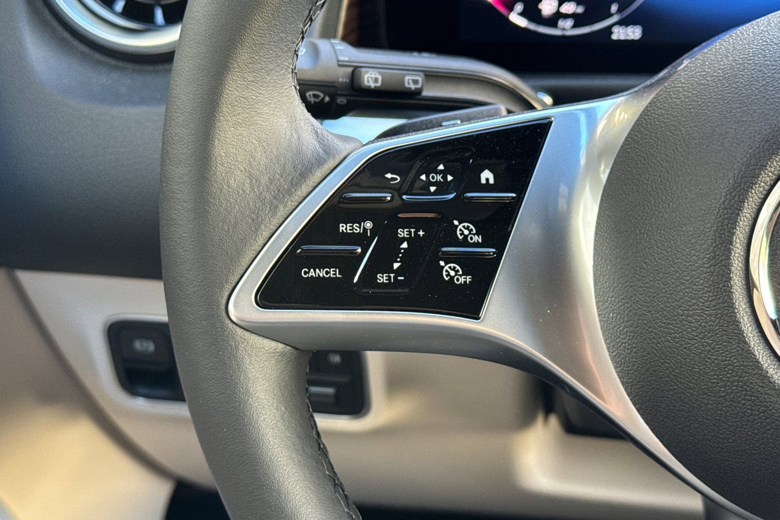 New 2026 Mercedes-Benz GLB 250 image 27