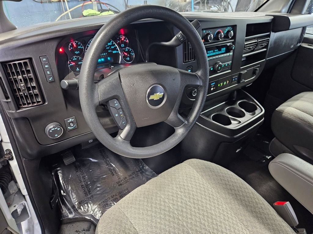 Used 2020 Chevrolet Express 3500 LT w/ LT Preferred Equipment Group image 13