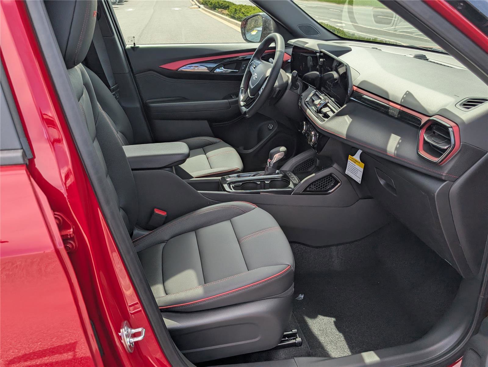 New 2026 Chevrolet TrailBlazer RS w/ Convenience Package AWD/4WD image 7