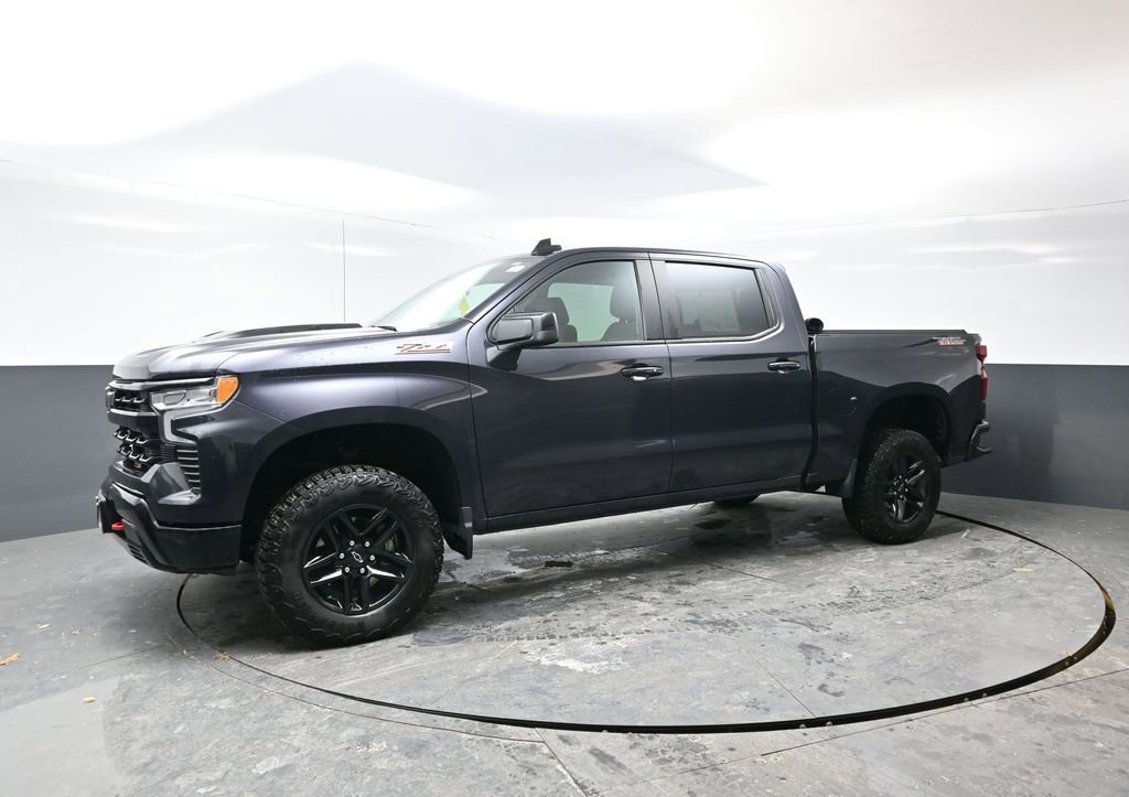 Used 2024 Chevrolet Silverado 1500 LT Trail Boss w/ Convenience Package II image 10