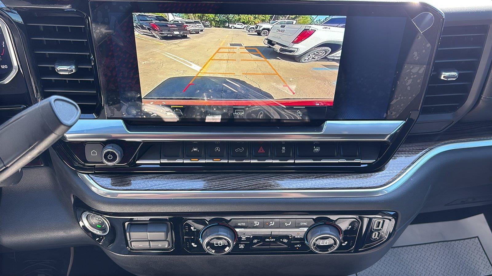 Certified 2026 Chevrolet Silverado 1500 LT w/ Texas Edition Plus RWD image 32