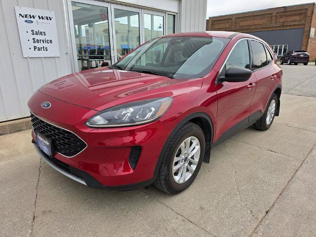 Certified 2022 Ford Escape SE w/ Cold Weather Package AWD/4WD image 2