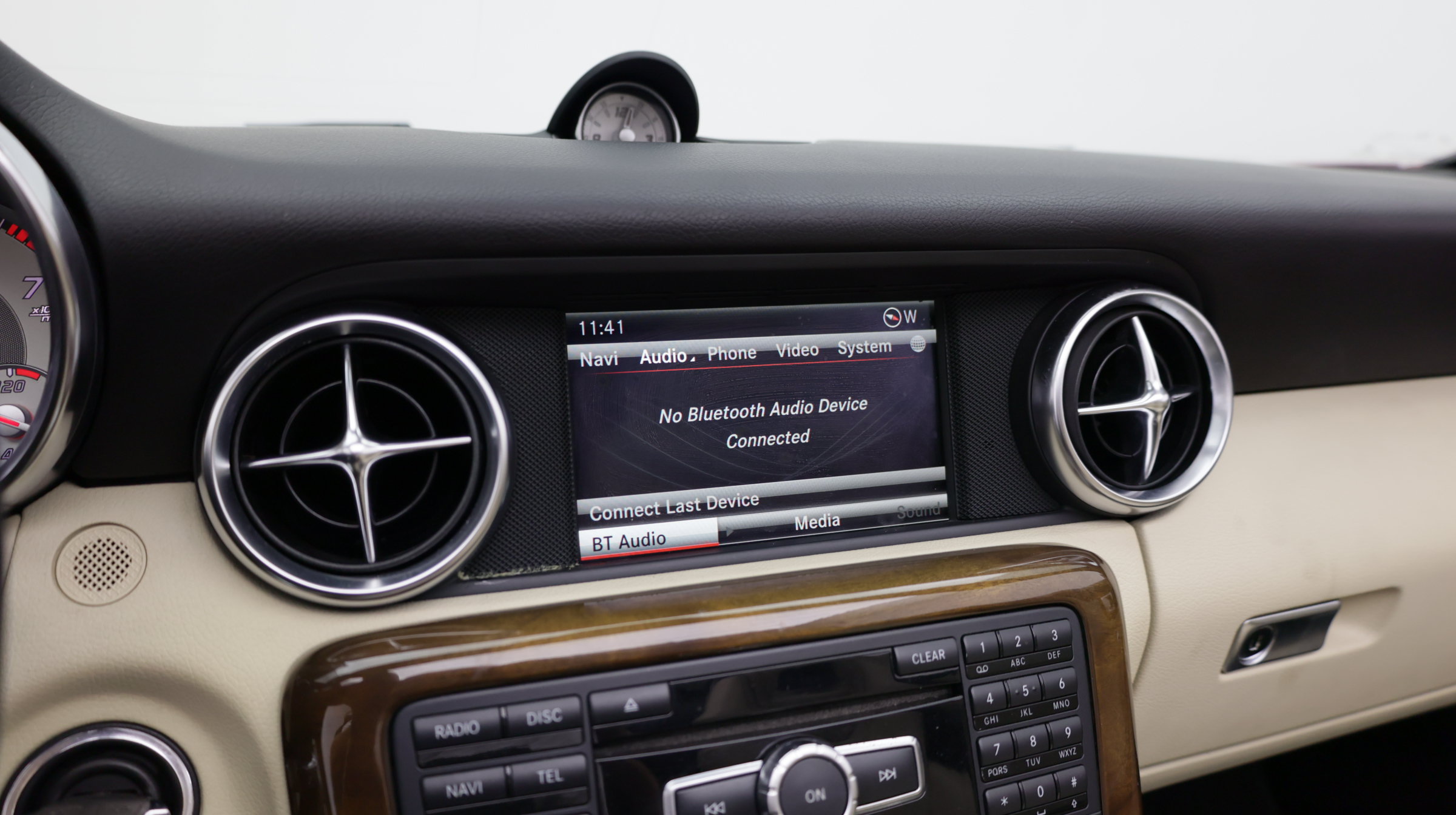 Used 2015 Mercedes-Benz SLK 250 image 23