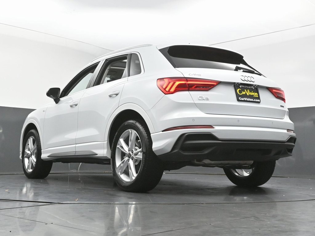 Used 2024 Audi Q3 2.0T Premium w/ Convenience Package image 54