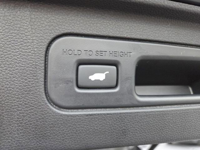Used 2025 Honda Pilot Elite image 19