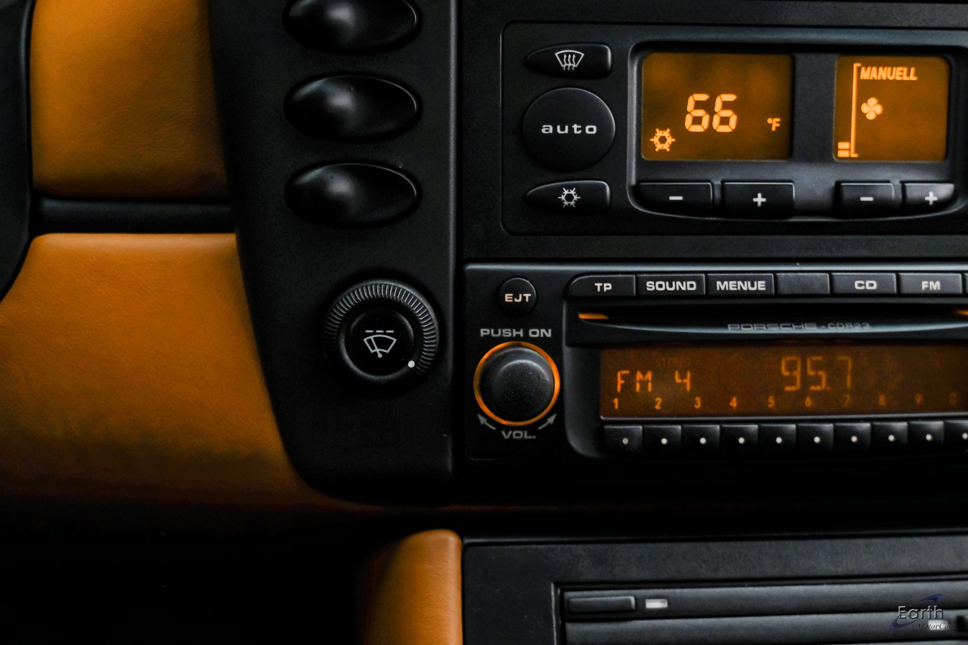 Used 2004 Porsche 911 GT3 image 60