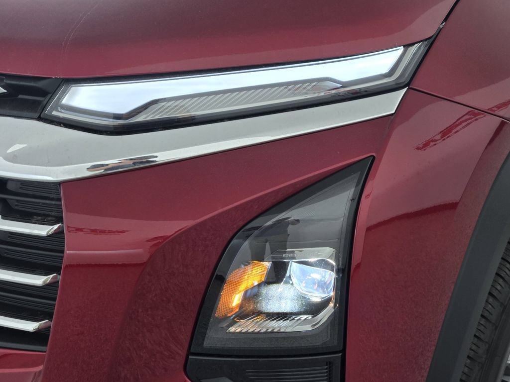 New 2026 Chevrolet Equinox LT w/ LPO, Floor Liner Package FWD image 7