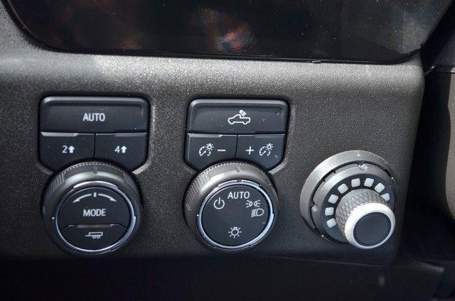 Used 2023 Chevrolet Silverado 1500 LT image 32