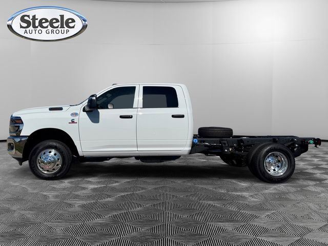 New 2026 RAM 3500 Tradesman w/ Chrome Appearance Group image 2
