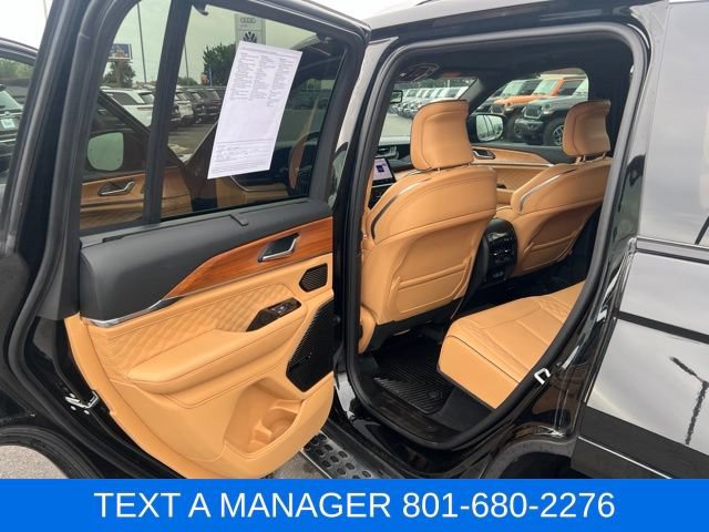 Used 2022 Jeep Grand Cherokee Summit AWD/4WD image 29