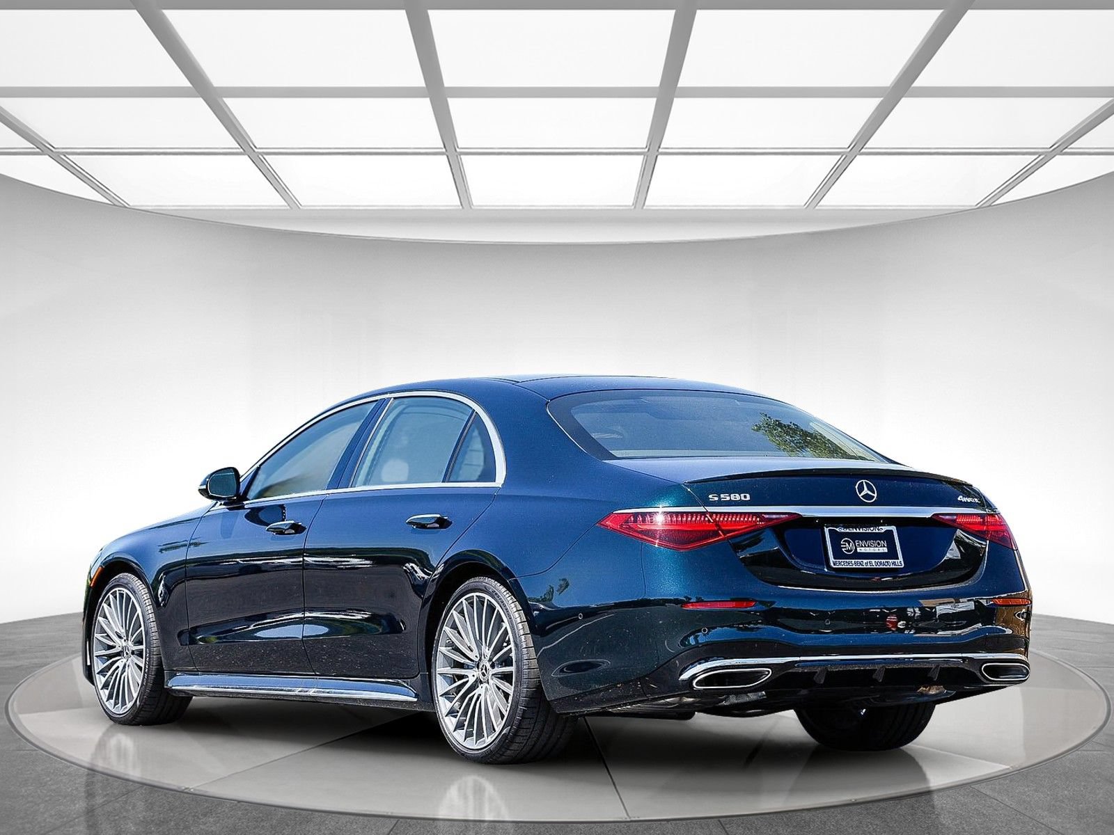 Certified 2024 Mercedes-Benz S 580 4MATIC Sedan image 2