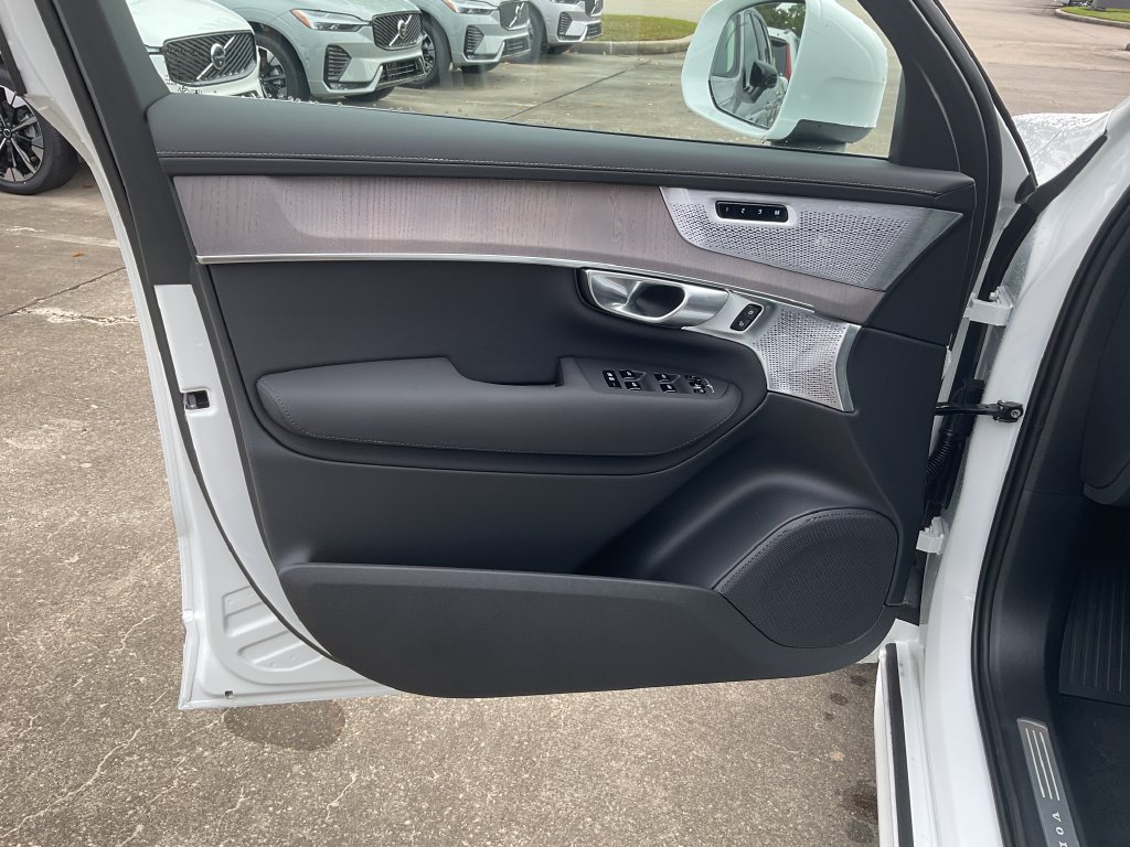 New 2027 Volvo XC90 B6 Ultra AWD/4WD image 11