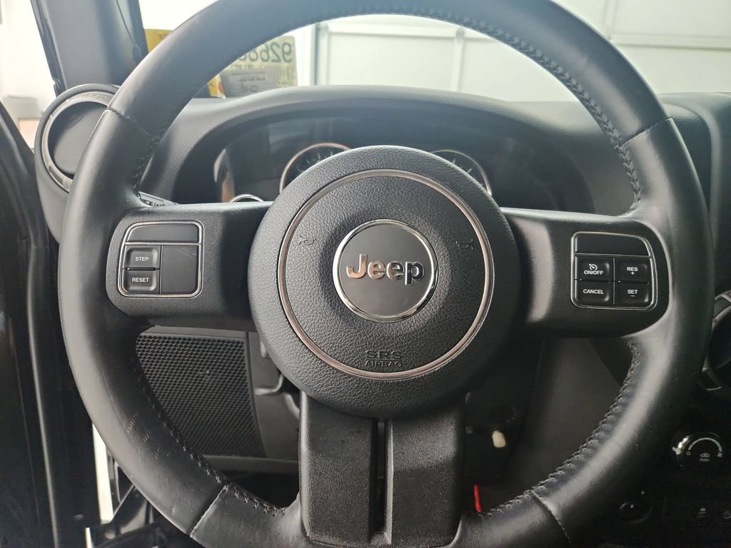 Used 2014 Jeep Wrangler Unlimited Sport w/ Quick Order Package 24S AWD/4WD image 24