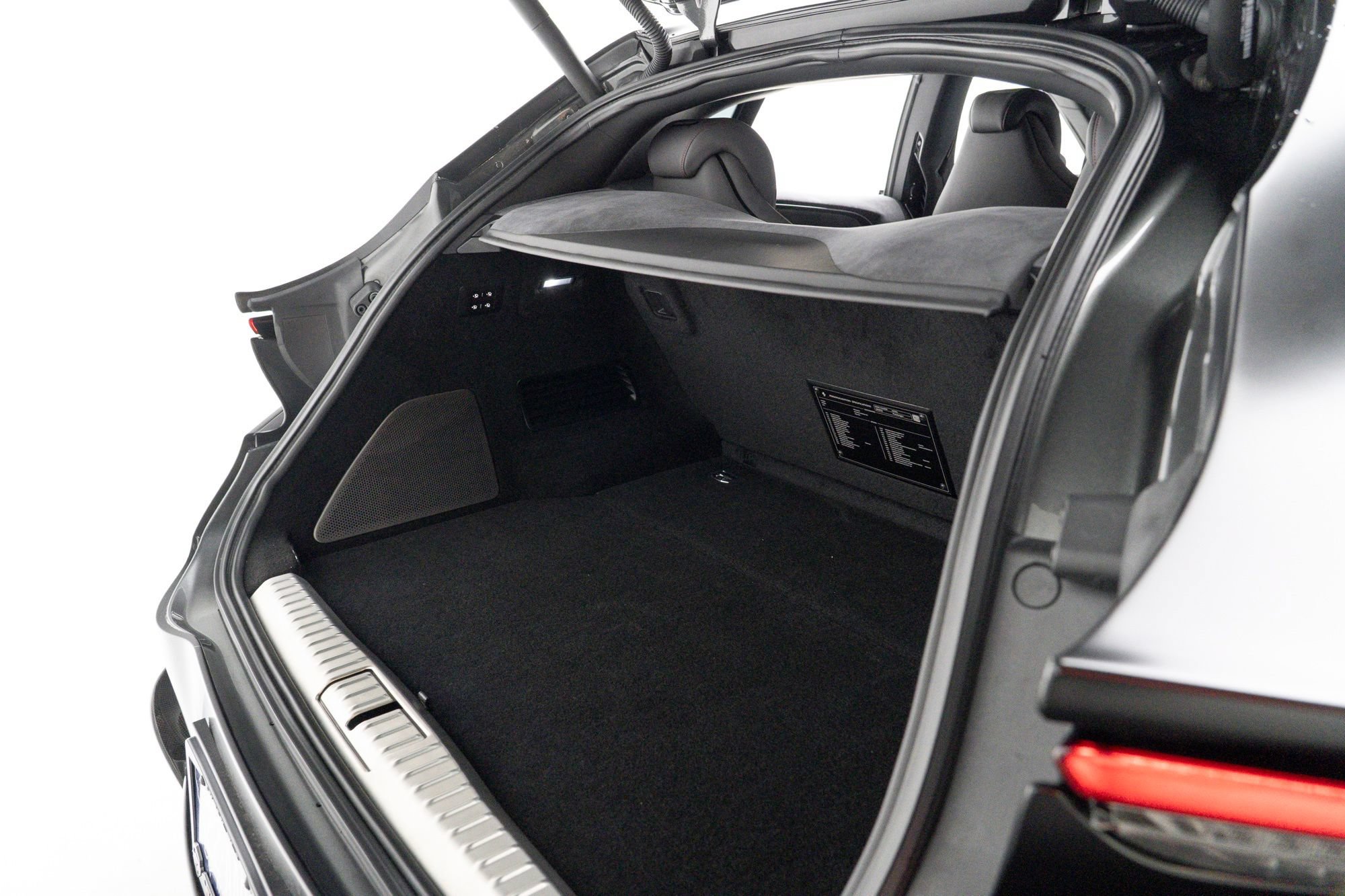 Used 2023 Ferrari Purosangue AWD/4WD image 53