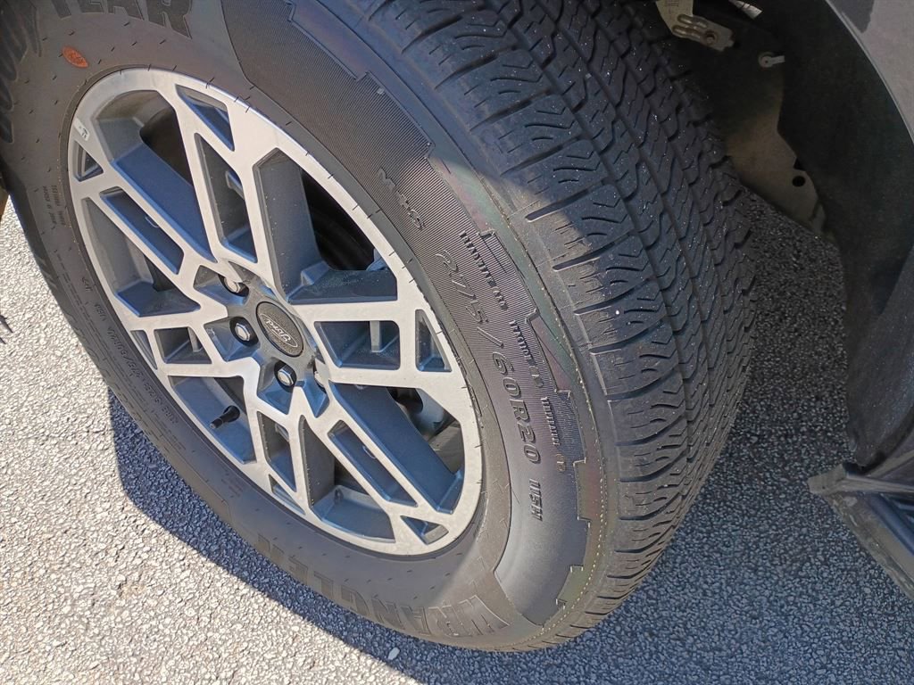 Used 2025 Ford Expedition Max Active image 17