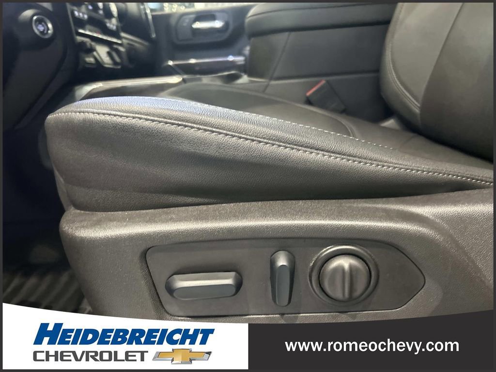 Used 2023 Chevrolet Silverado 2500 LTZ w/ LTZ Convenience Package image 14